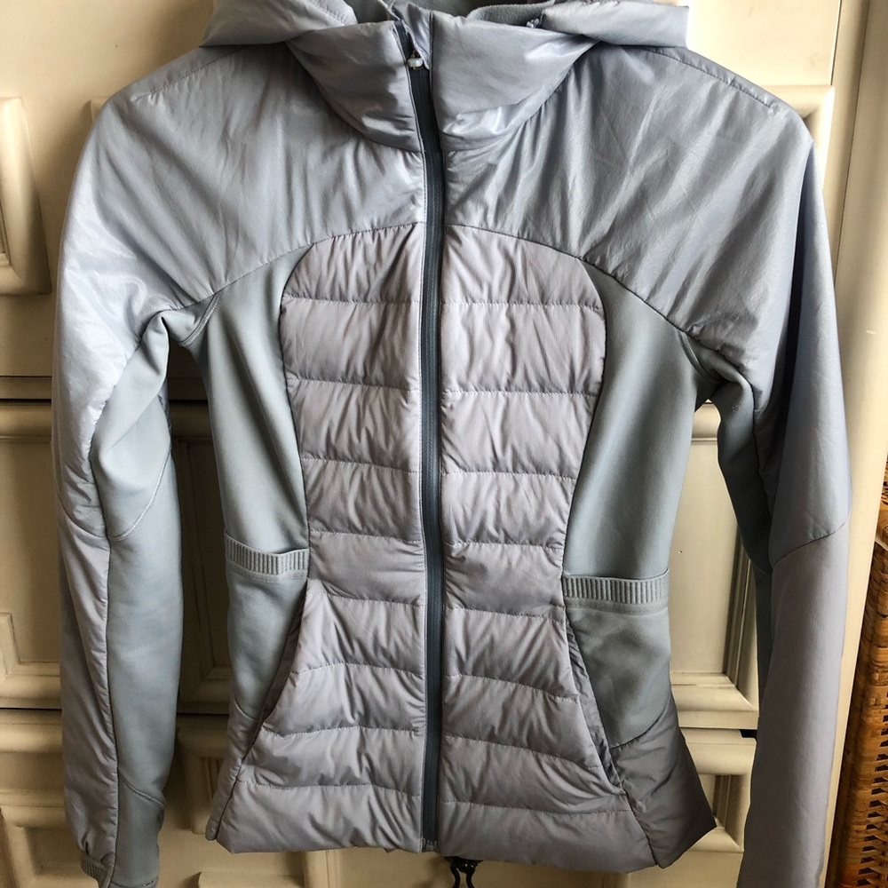 Lululemon Jacket 💫